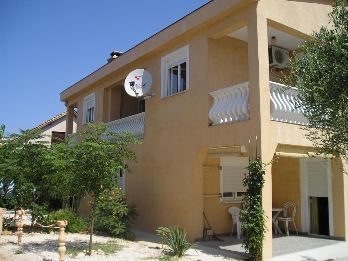 Apartment Vir 13686B Экстерьер фото