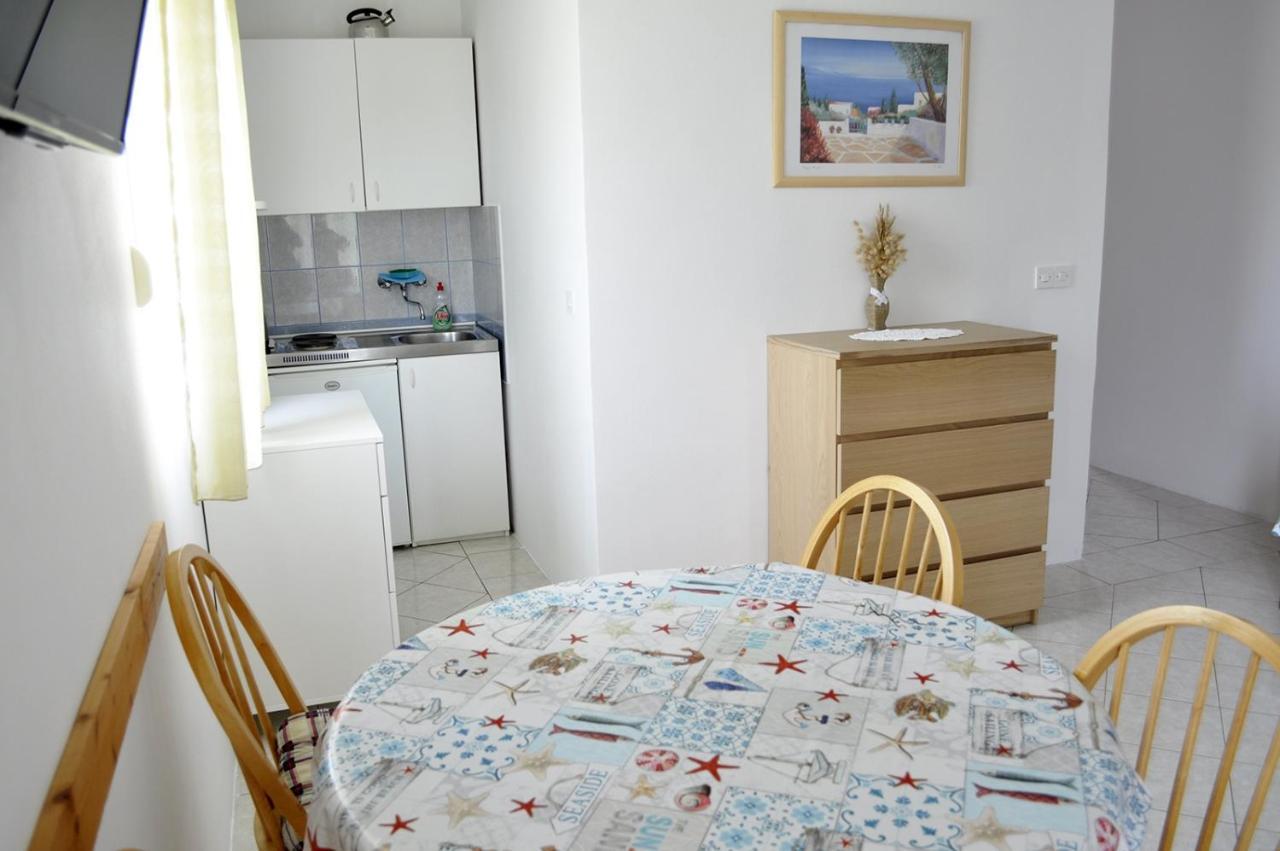 Apartment Vir 13686B Экстерьер фото
